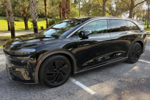 Владелец Lucid Gravity 2026 года проехал 3 000 км и срочно продает электрокроссовер