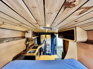 Уникальный дом на колесах: Ram Promaster 2500 с японским стилем и продуманным интерьером