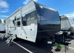 Winnebago Thrive стал самым крупным и эффектным прицепом в своем классе 2025 года