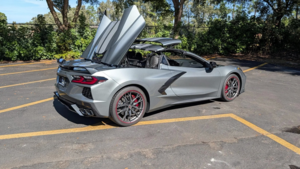 Владелец купил Chevrolet Corvette за 97 тысяч долларов и продал через 5 тысяч миль за 70 тысяч