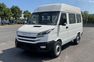 Во Владивостоке начали ввозить редкие Iveco Daily китайской сборки