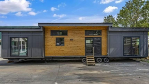 Acadia - дом на колесах с комфортом особняка и современным стилем