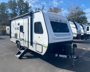 Американский прицеп-дача Forest River No Boundaries 19.8: комфорт и технологии для путешествий