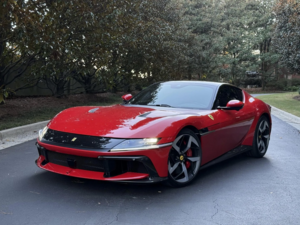 Владелец Ferrari 12Cilindri 2025 года проехал 820 км, попал в аварию и срочно продает авто