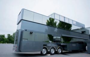 Zenith: роскошный двухэтажный автодом за 5 миллионов долларов поражает воображение