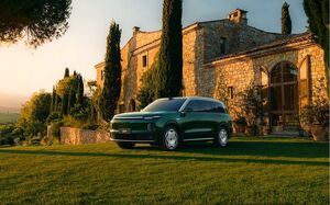 Leapmotor D19 раскрывает интерьер и оснащение нового большого кроссовера для семей