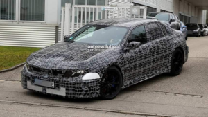 BMW M3 2027 года с электроприводом впервые показал серийную светотехнику