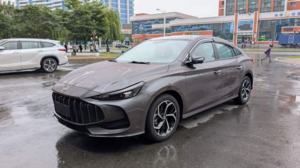 Северокорейский седан Chollima - копия MG 5 по цене Lada Granta