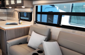 Thor Windsport 29L 2026: компактный автодом с максимальным комфортом и функционалом