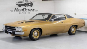Редкий Plymouth Road Runner 1973 года с механикой и V8 сохранился в идеале