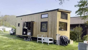 Скандинавский стиль и минимализм: как маленький дом в лесу меняет жизнь