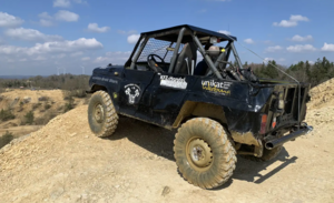 Уникальный УАЗ 469 миллионник с техникой Mercedes G-Class выставлен на продажу в Германии