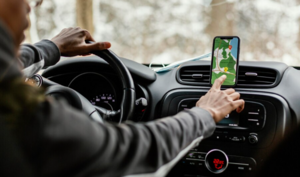 Android Auto в 2026: новые возможности и интеграция с мультимедиа в авто