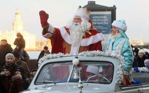 Какие машины выбирают Дед Мороз и Санта-Клаус в разных странах мира