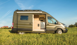 Ford Transit 4x4: автодом для путешествий и отдыха вне асфальта
