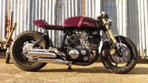 Кастом Yamaha Virago XV1100 превратили в стильный и спортивный кафе-рейсер