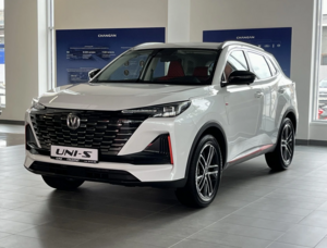 Сравнительный тест Belgee X70, Changan UNI-S и Jetta VS5: кто из кроссоверов лучше