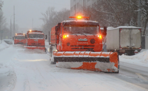Москвичей и жителей области ждут новые снегопады и пробки на дорогах