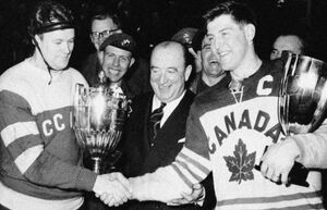 Рекорд «Красной машины», не побитый по сей день: как неизвестные советские хоккеисты удивили весь мир