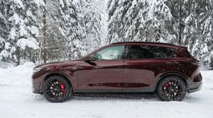 Voyah Free Sport+ удивил новыми цветами, а Dream сменил стиль интерьера