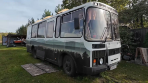 Как старый ПАЗ превратился в современный дом на колесах своими руками
