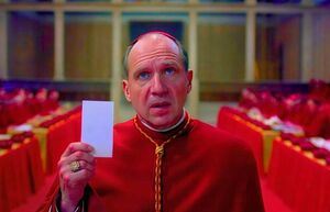 Зачем запирают кардиналов при выборе нового Папы: Как рассерженные люди придумали конклав