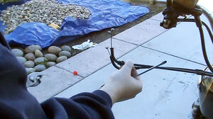 Как смазывать тросики быстро и правильно не снимая