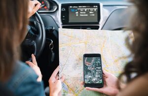 Онлайн-навигаторы 2026: скрытые возможности, которые меняют стиль вождения — возможно вы этого не знали