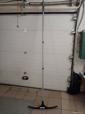 Снегоуборщик - стяжка, для наклонных и арочных конструкций