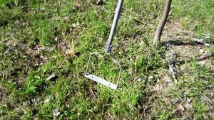 Как сделать тяпку для прополки из подручных материалов