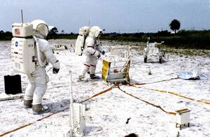 «Аполлон‑14»: как мяч для гольфа и тележка с образцами помогли заглянуть в прошлое Луны