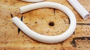 Как согнуть пластиковую трубу в домашних условиях