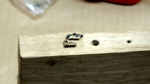 Простые удалить сорванные или сломанные саморезы