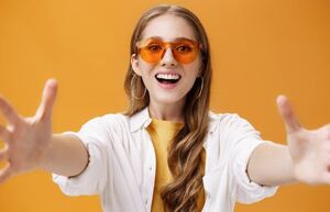 Овершеринг: почему люди делятся очень личным даже с малознакомыми людьми