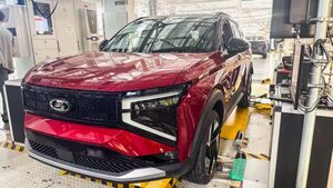 АвтоВАЗ «завалит» рынок новой «Ладой»: сколько кроссоверов «Азимут» хотят выпускать для россиян