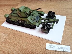 Модель танка Т-34 с минным тралом