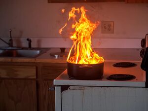 Самые частые причины пожаров в домах: факты и цифры