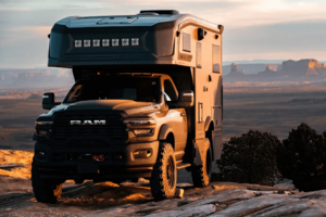 GXV Wild: кемпер за 300 тысяч долларов с балконом и V8 для бездорожья