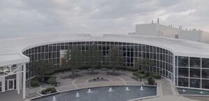 Как устроен крупнейший завод BMW в США: производство кроссоверов и новые технологии