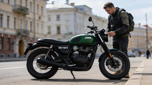 JAWA 300 FORTY TWO: инжектор, шесть передач и дисковые тормоза до 400 тысяч