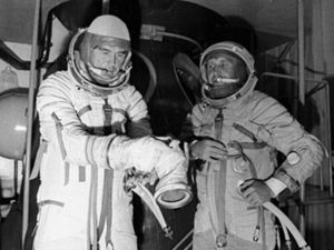 Драматичный полет космонавтов Лазарева и Макарова: потеряли зрение, грелись костром