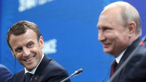 Претензии Макрона на лидерство: России выгодны амбиции Парижа