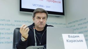 Карасев рассказал о главной проблеме Порошенко перед выборами.