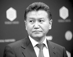 Илюмжинова отстранили от должности главы ФИДЕ