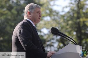 Порошенко сделал ставку на радикалов: Украине перед выборами нужна война в Донбассе