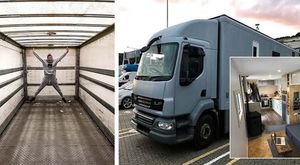 Находчивая пара из Британии переоборудовала грузовик в дом на колёсах, чтобы путешествовать