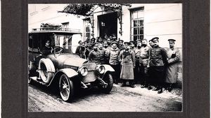 Карточки с фронта: автомобили на фотографиях Первой мировой