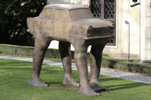 Абсурдная игра слов, доходящая до маразма