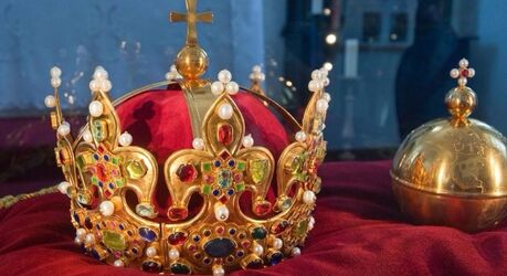 Чем цари отличались от королей: почему одни правили в России, а другие в Европе