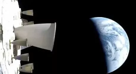 Лунный заговор 2.0: Как нейросети и TikTok «отменили» полет Artemis II к Луне